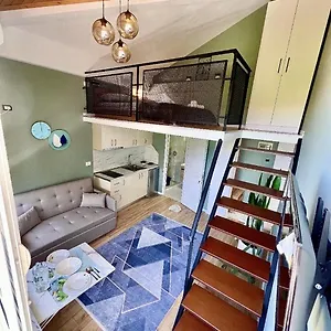 Alvin House Villa