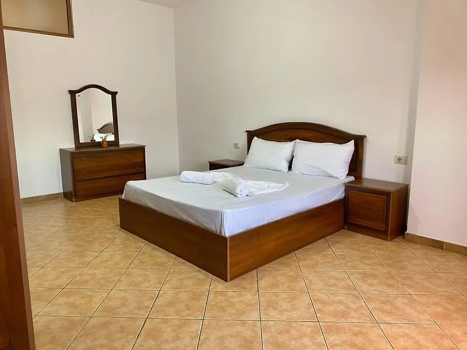Roel Apartments Shkodra Center 0*, Shkoder
